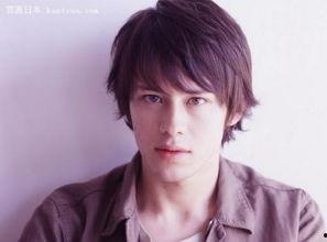 美韩混血男演员